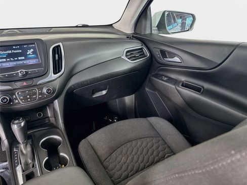 Used 2018 Chevrolet Equinox LT FWD image 23