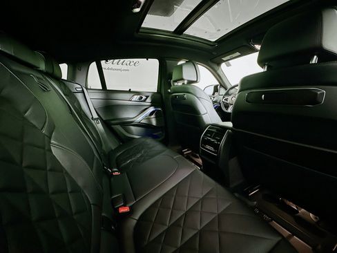 Used 2025 BMW X6 M60i image 28