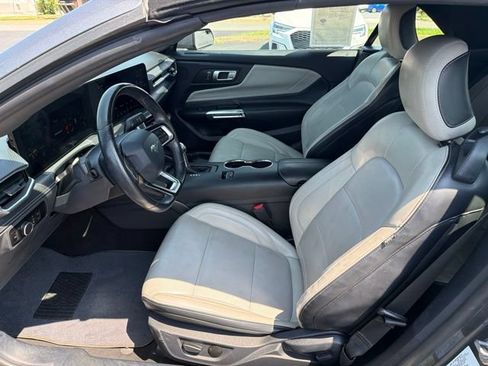 Used 2024 Ford Mustang Premium RWD image 15