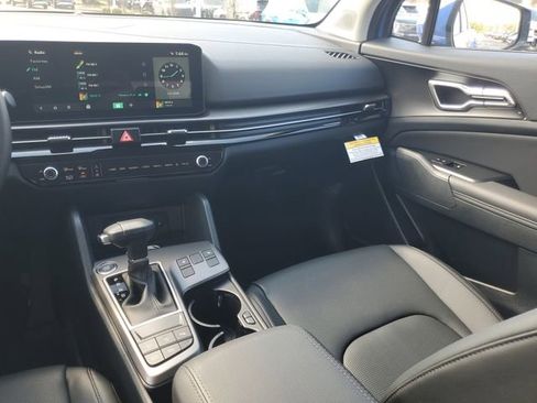 New 2026 Kia Sportage EX image 11