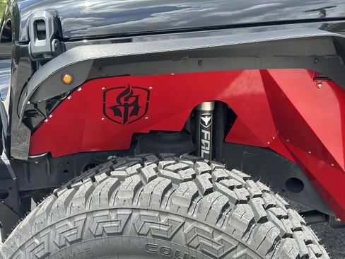 Used 2023 Jeep Wrangler Sport S image 11