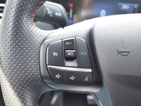 Used 2023 Ford Escape ST-Line AWD/4WD image 22