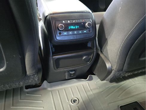 Used 2016 Chevrolet Traverse LT AWD/4WD image 20