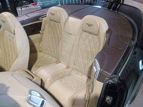 Used 2013 Bentley Continental GT image 23