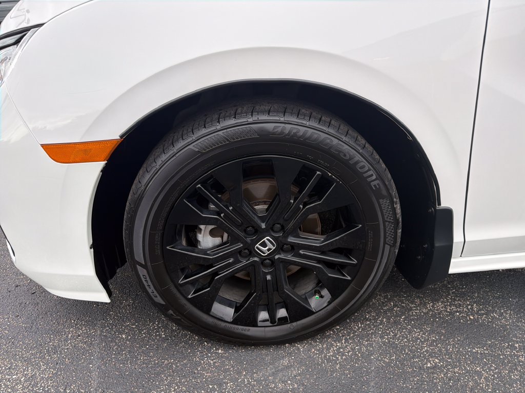 Used 2025 Honda Odyssey Sport-L image 2
