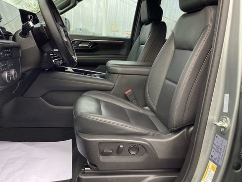 Used 2025 Chevrolet Tahoe LT AWD/4WD image 14