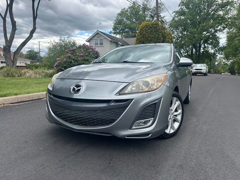 Used 2011 MAZDA MAZDA3 s Sport FWD image 2