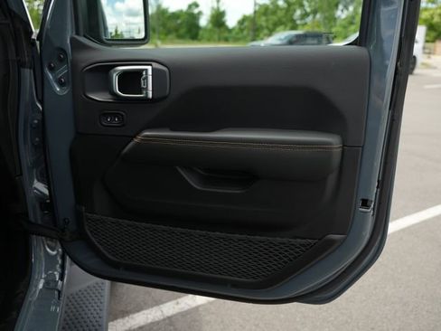 New 2026 Jeep Wrangler Unlimited Sahara AWD/4WD image 19