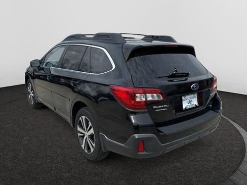 Used 2018 Subaru Outback 2.5i Limited image 5