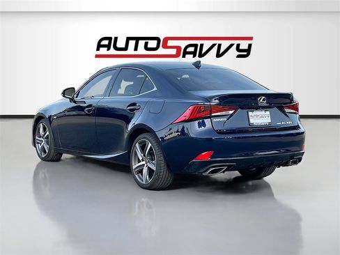 Used 2018 Lexus IS 300 300 w/ Comfort Package image 5