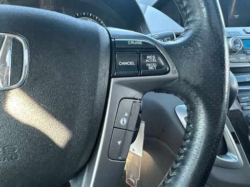 Used 2011 Honda Odyssey Touring image 23