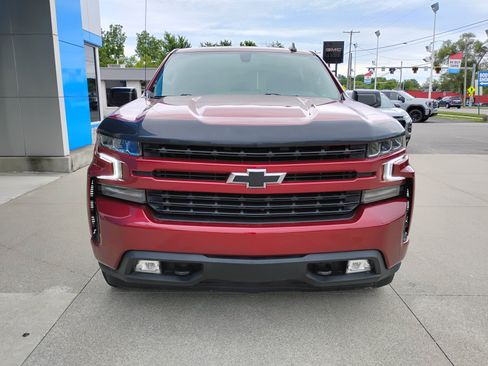 Used 2021 Chevrolet Silverado 1500 RST AWD/4WD image 2