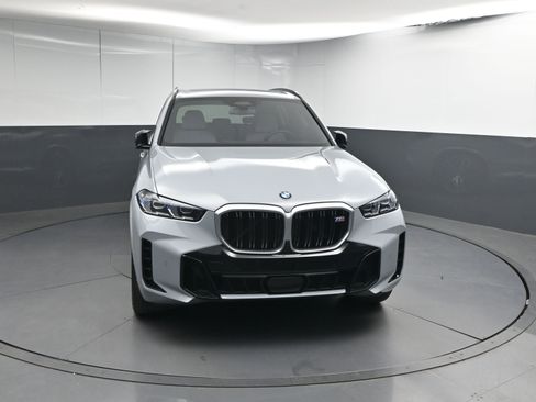 Used 2025 BMW X5 M60i image 28