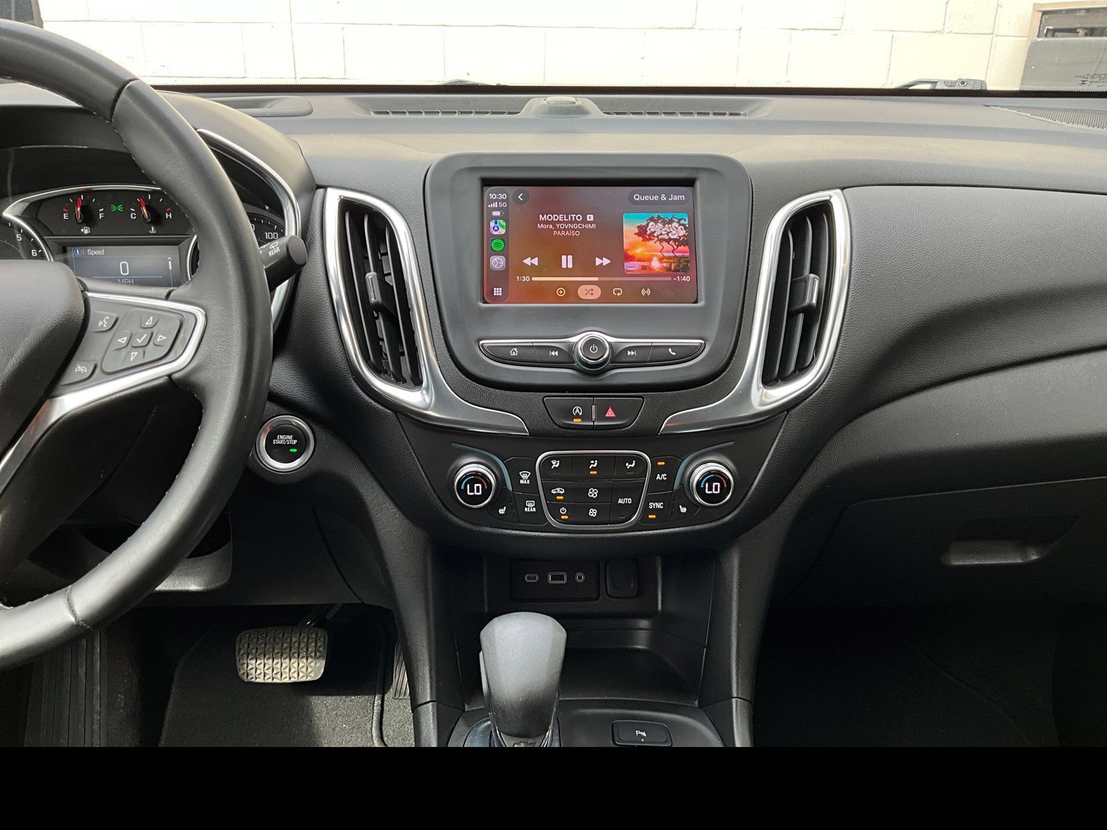 Used 2024 Chevrolet Equinox LT AWD/4WD image 4