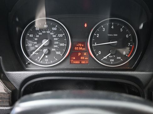 Used 2013 BMW 328i Convertible RWD image 26