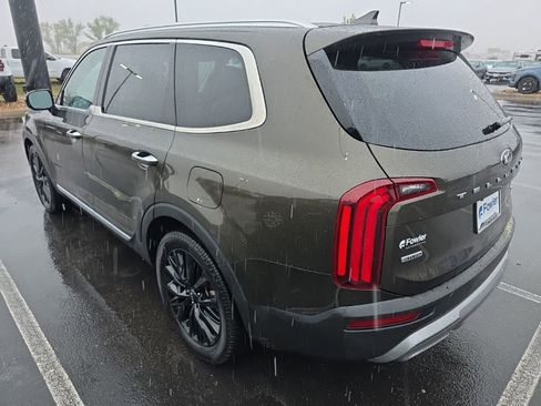 Certified 2021 Kia Telluride SX w/ SX Prestige Package AWD/4WD image 3