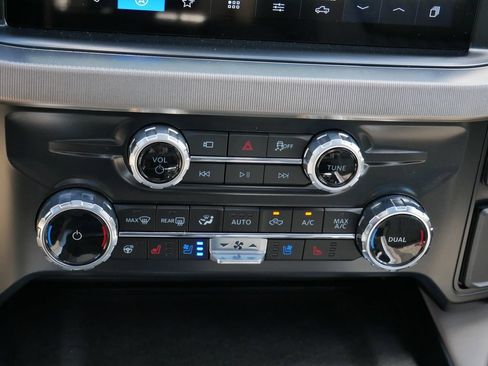Used 2026 Ford F450 Platinum w/ Platinum Plus Package AWD/4WD image 25