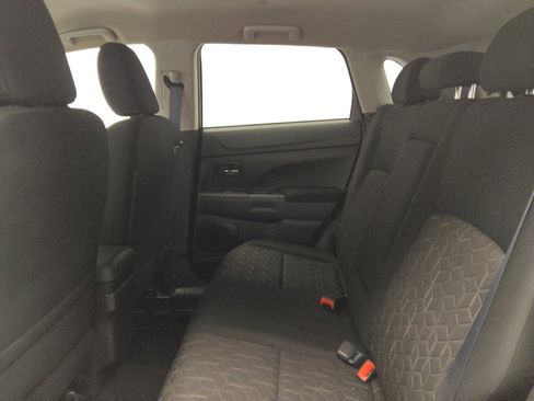 Used 2023 Mitsubishi Outlander Sport ES AWD/4WD image 18