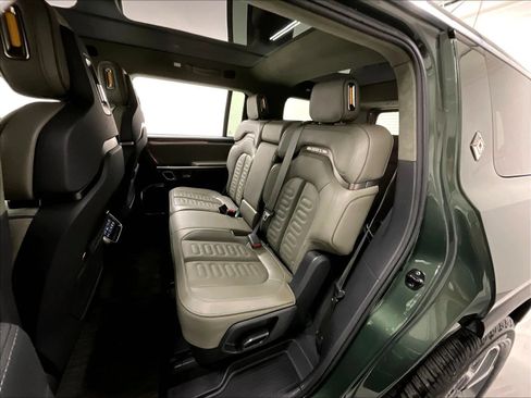 Used 2024 Rivian R1S Adventure Dual AWD/4WD image 14
