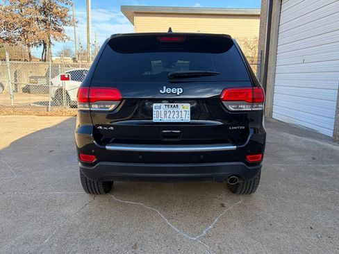 Used 2017 Jeep Grand Cherokee Limited image 17