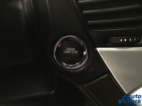 Used 2017 GMC Yukon SLT image 52