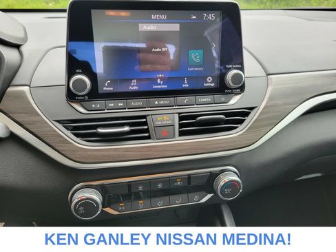 Certified 2025 Nissan Altima 2.5 SV FWD image 26