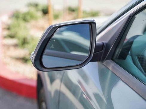 Certified 2023 Kia Niro EX image 8