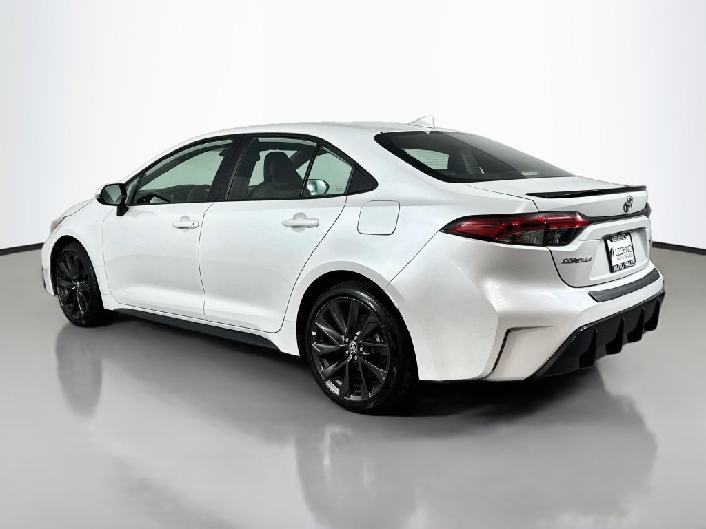 Used 2024 Toyota Corolla XSE FWD image 9