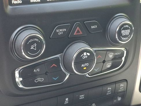 Used 2017 RAM 1500 Big Horn AWD/4WD image 16