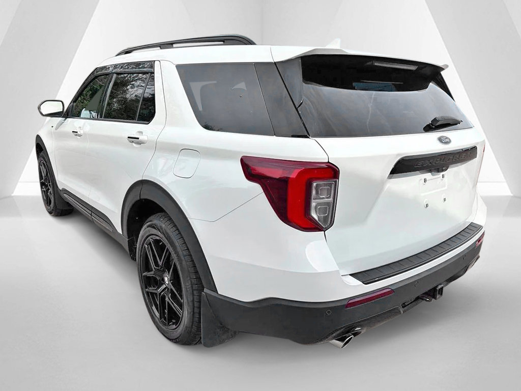 Used 2023 Ford Explorer ST-Line w/ Class IV Trailer Tow Package AWD/4WD image 5