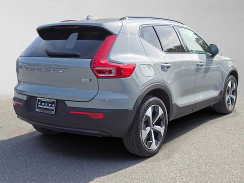 Used 2026 Volvo XC40 B5 Plus w/ Protection Package Premier AWD/4WD image 3