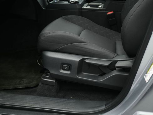 Used 2024 Toyota Tacoma SR5 image 10