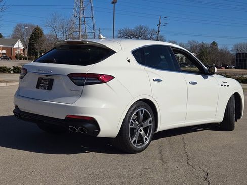 Used 2023 Maserati Levante Modena image 13