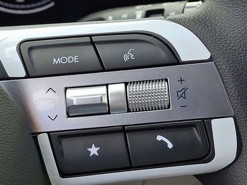 New 2026 Hyundai Tucson SE image 12