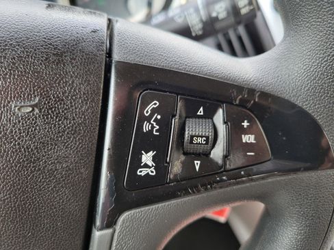 Used 2017 Chevrolet Equinox LS FWD image 15
