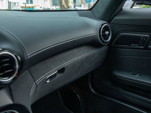 Used 2020 Mercedes-Benz AMG GT R image 57