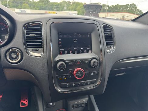 Used 2020 Dodge Durango GT RWD image 9