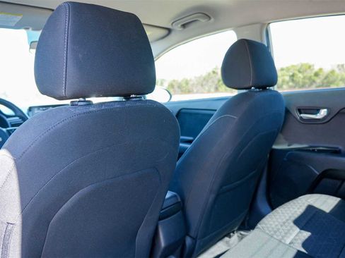 Used 2022 Kia Rio S image 12