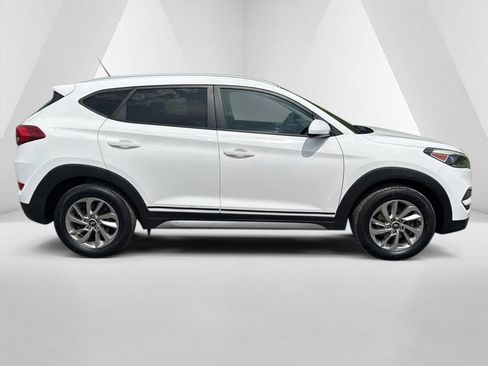 Used 2017 Hyundai Tucson SE image 8