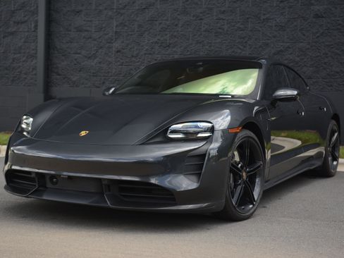 Certified 2020 Porsche Taycan Turbo S AWD/4WD image 41