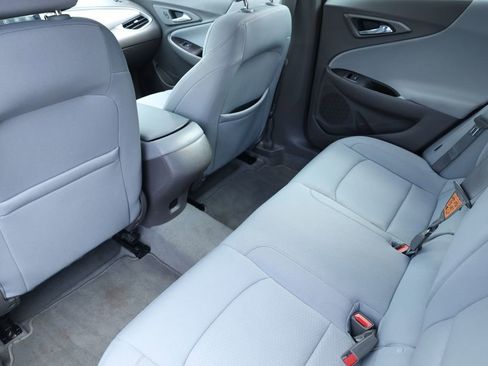 Used 2021 Chevrolet Malibu LS image 11