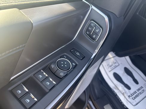 New 2026 Ford F250 Platinum image 17