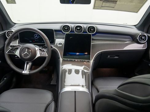 New 2025 Mercedes-Benz GLC 300 4MATIC image 10