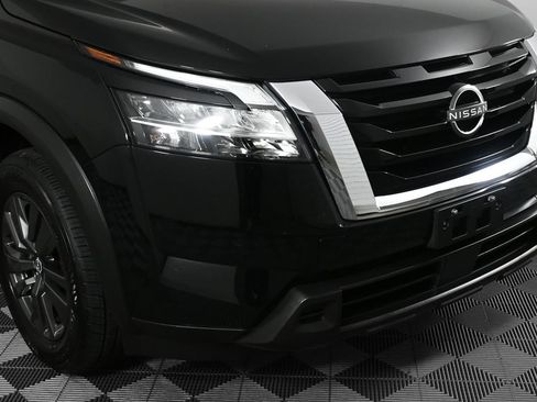 Used 2022 Nissan Pathfinder S FWD image 32