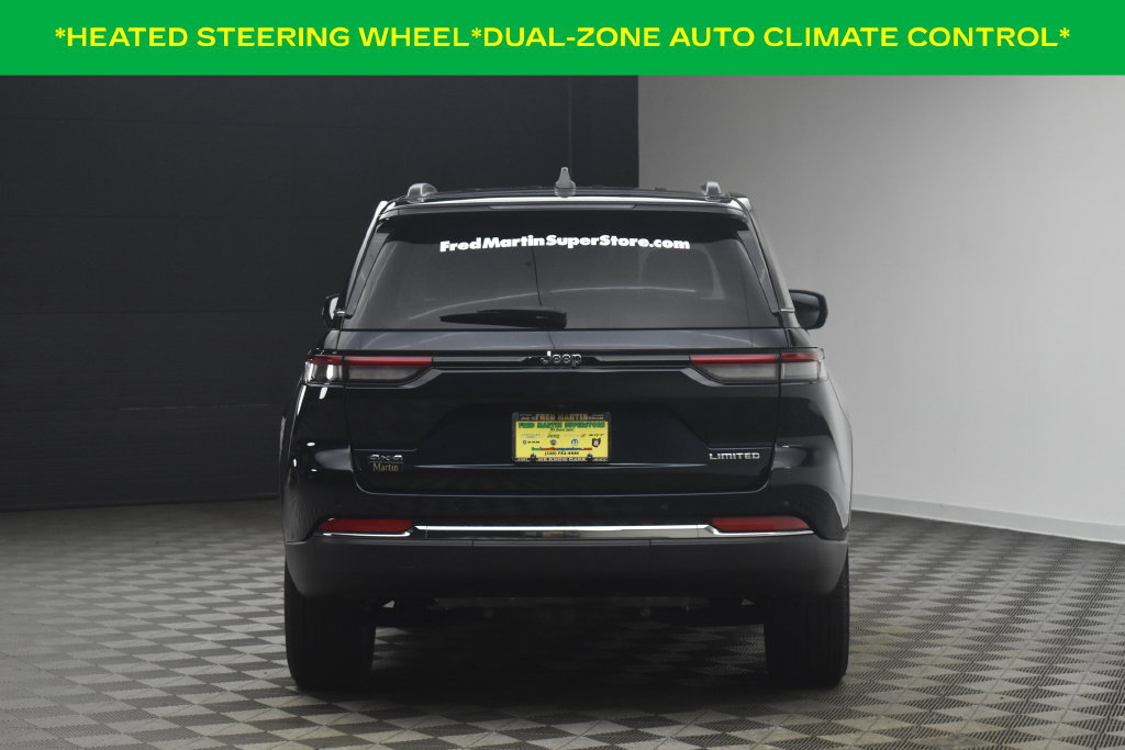 Used 2023 Jeep Grand Cherokee Limited w/ Trailer Tow Prep Group (B) AWD/4WD image 6