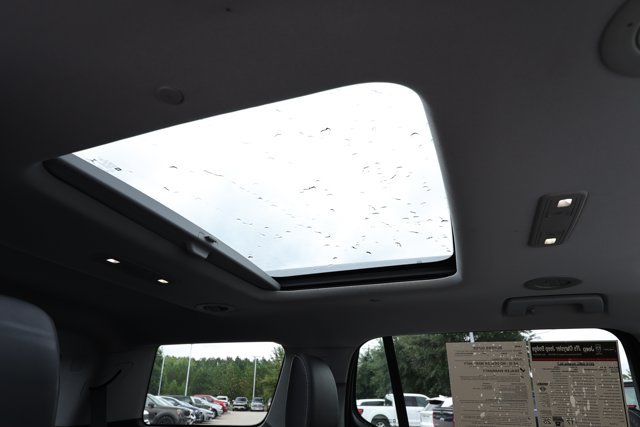 Used 2019 GMC Acadia SLT AWD/4WD image 32