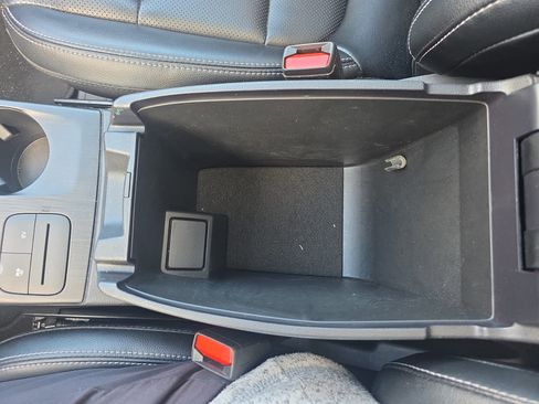 Used 2022 Ford Escape SEL w/ Technology Package image 46