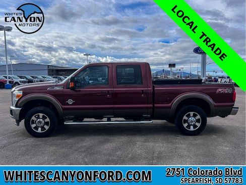 Used 2015 Ford F250 Lariat w/ Lariat Interior Package image 2