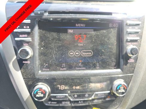 Used 2023 Nissan Murano SV FWD image 17