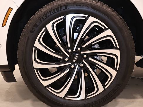 Used 2025 Lincoln Navigator Black Label image 51